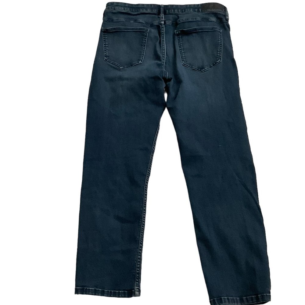 Calvin Klein Woman's Slim Boyfriend Denim Blue Jeans Size 12 Flat Front 5 Pocket - Picture 2 of 9
